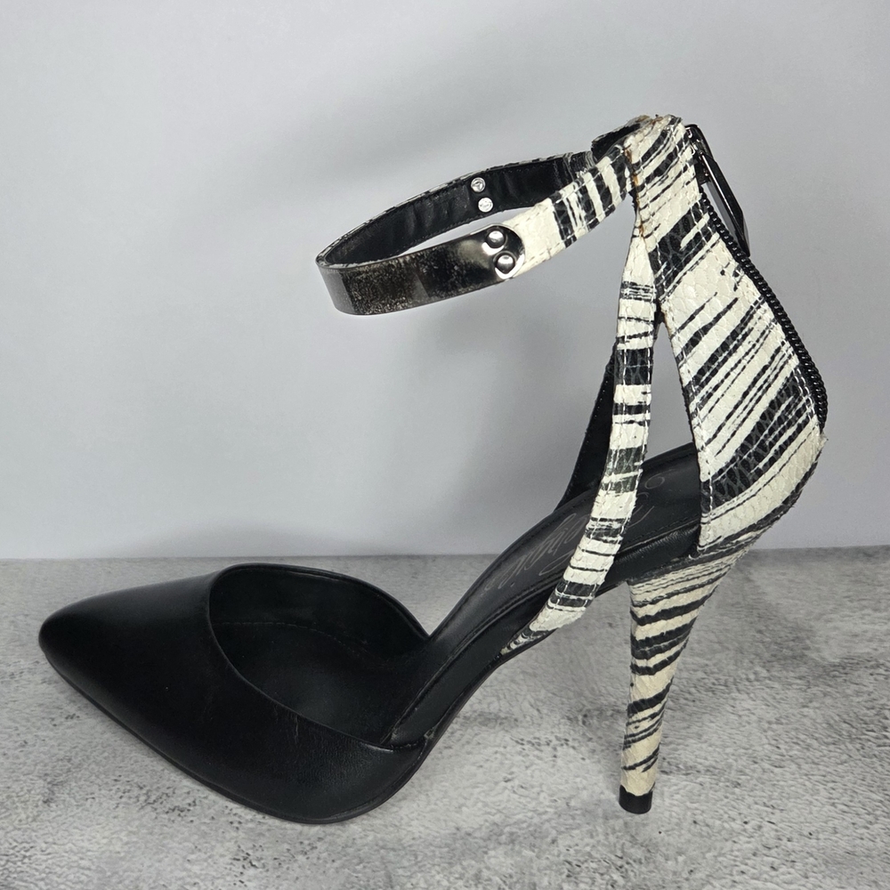 Fergie Black and White Zebra Print Heels Size 6M